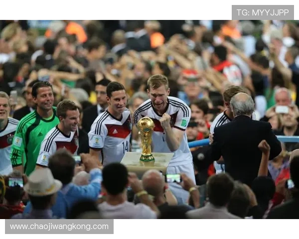 布安加为儿子求梅西球衣圆梦之举