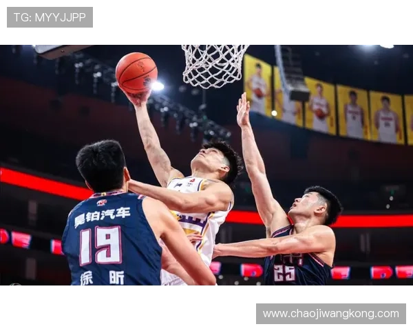 广东三少全明星MVP独揽风采 广东三少全明星MVP独揽风采